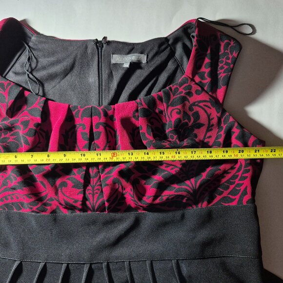 Black and Red Dress - Picture 2 of 3